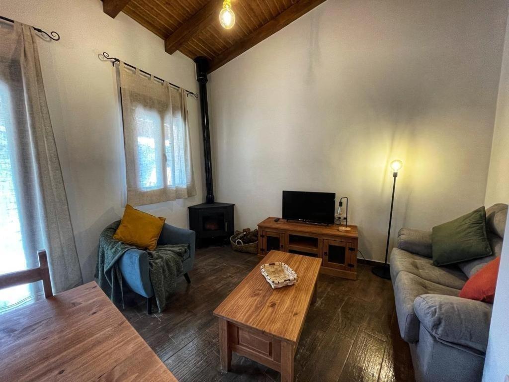 Apartamentos Dona Jimena Del Ambroz 4 Estrellas Complejo Unico En El Centro Del Pueblo - Piscina Ya Abierta 埃尔瓦 外观 照片